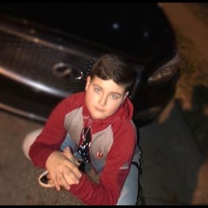 Meet your Posher, Nikolas